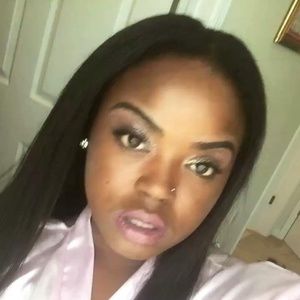 Meet your Posher, Tamia